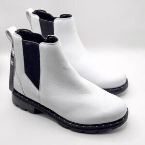 NEW Sorel Lennox Chelsea Boots White Women’s 9 Minimalist Capsule Wardrobe